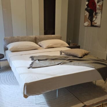 Lago Letto matrimoniale Air Soft testiera tessuto Please gambe vetro extrachiaro 220x180 Longho Design Palermo
