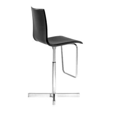 Desalto - Sgabello Wok scocca nero lucido