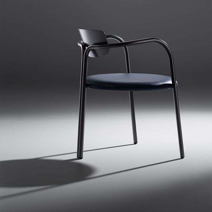 De-Castelli-Sedia-Via-Veneto-con-schienale-in-Ottone-DeLabre-orbitale