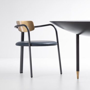 De-Castelli-Sedia-Via-Veneto-con-schienale-in-Ottone-DeLabre-orbitale