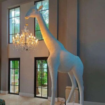 Qeeboo Lampada da terra Giraffa innamorata XL per interni bianco longho design palermo