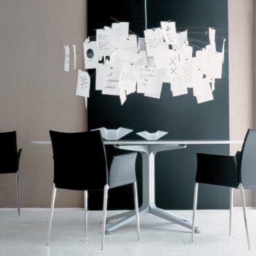 Zanotta - Poltroncina Lia 2088 pelle cat. 95
