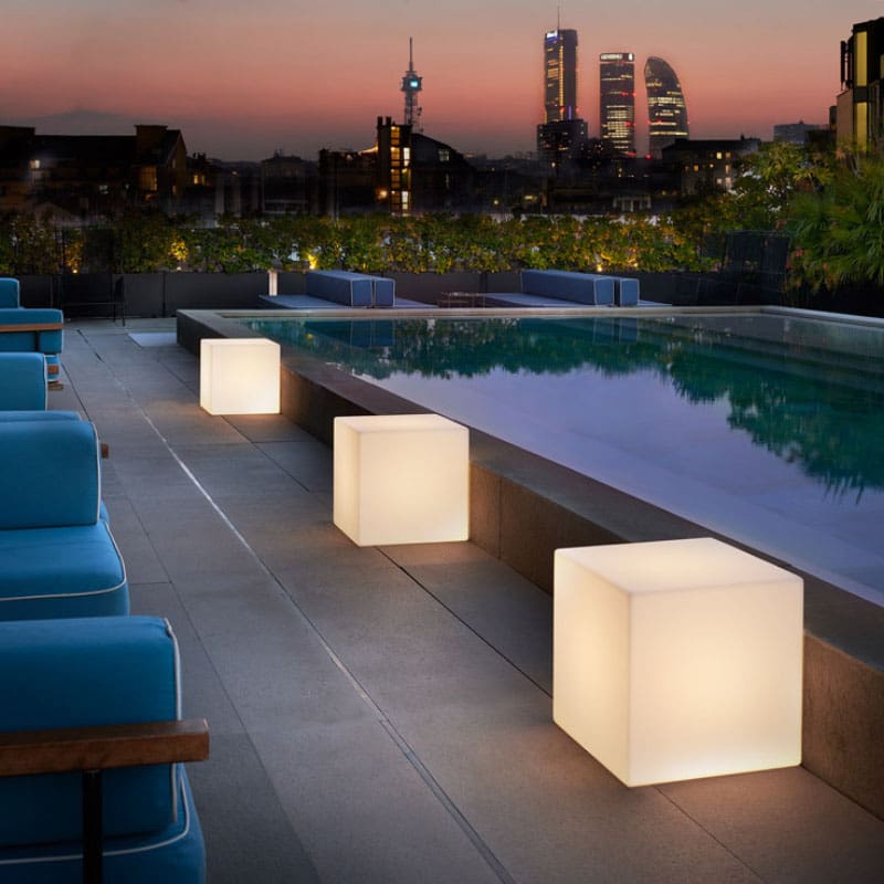 Slide Sgabello Cubo Pouf Luminoso Out Longho Design Palermo