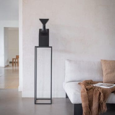 Gardeco -  Scultura Thalia resin black