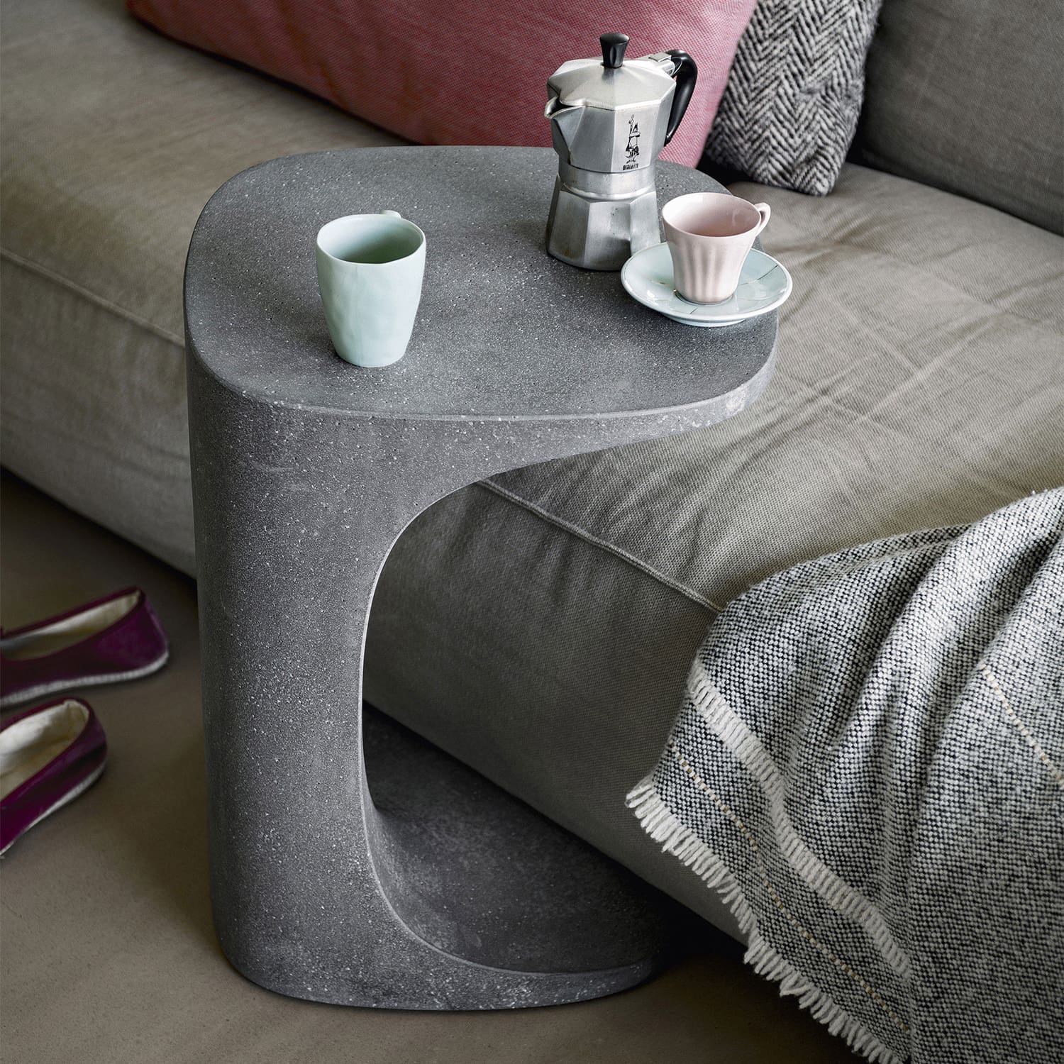 Kristalia – Tavolino Font Cemento Longho Design Palermo