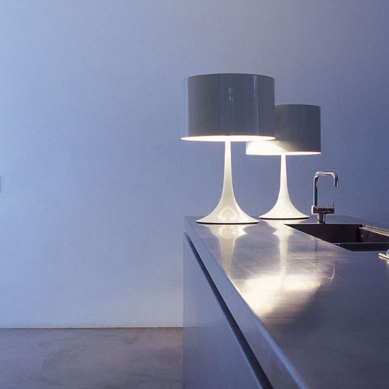 Flos Lampada da tavolo Spun Light T2 bianco Longho Design Palermo
