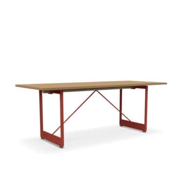 Magis Tavolo Tavolo Brut struttura in ghisa verniciata rosso piano rovere longho design palermo