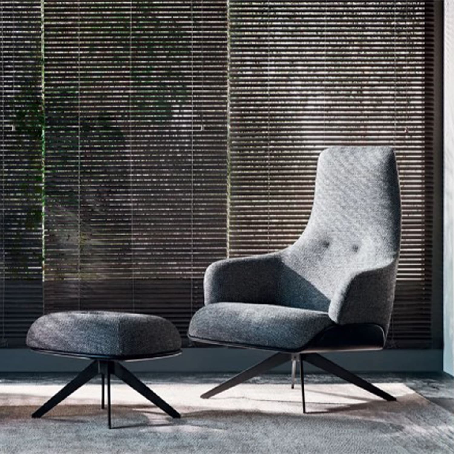 Molteni – Poltrona Kensington schienale alto base girevole tessuto