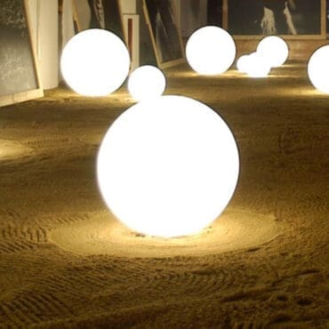 Slide Lampada da terra Globo Luminoso Out 60 Longho Design Palermo