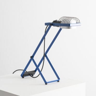 Artemide Lampada da tavolo Sintesi blu Longho Design Palermo