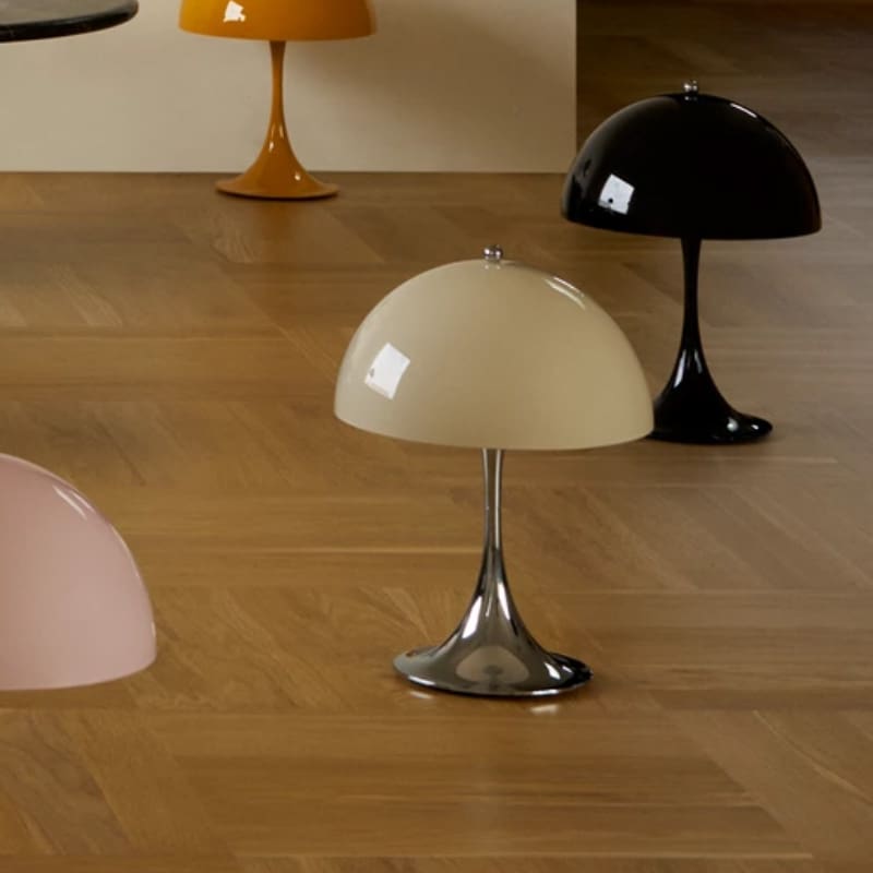 Louis Poulsen Lampada da tavolo Panthella 250 Portable Chrome Opal Beige 1 Longho Design Palermo