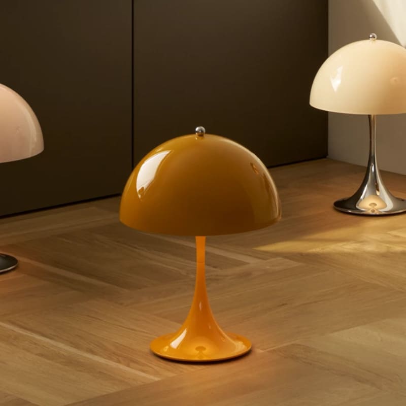 Louis Poulsen Lampada da tavolo Panthella 250 Portable Opaque Yellow 1 Longho Design Palermo