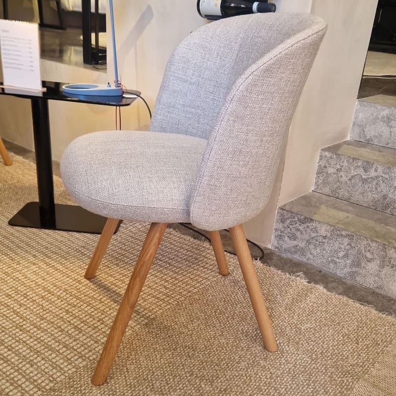 Vitra Sedia Mikado tessuto Sabbia Melange gambe rovere naturale 1 Longho Design Palermo